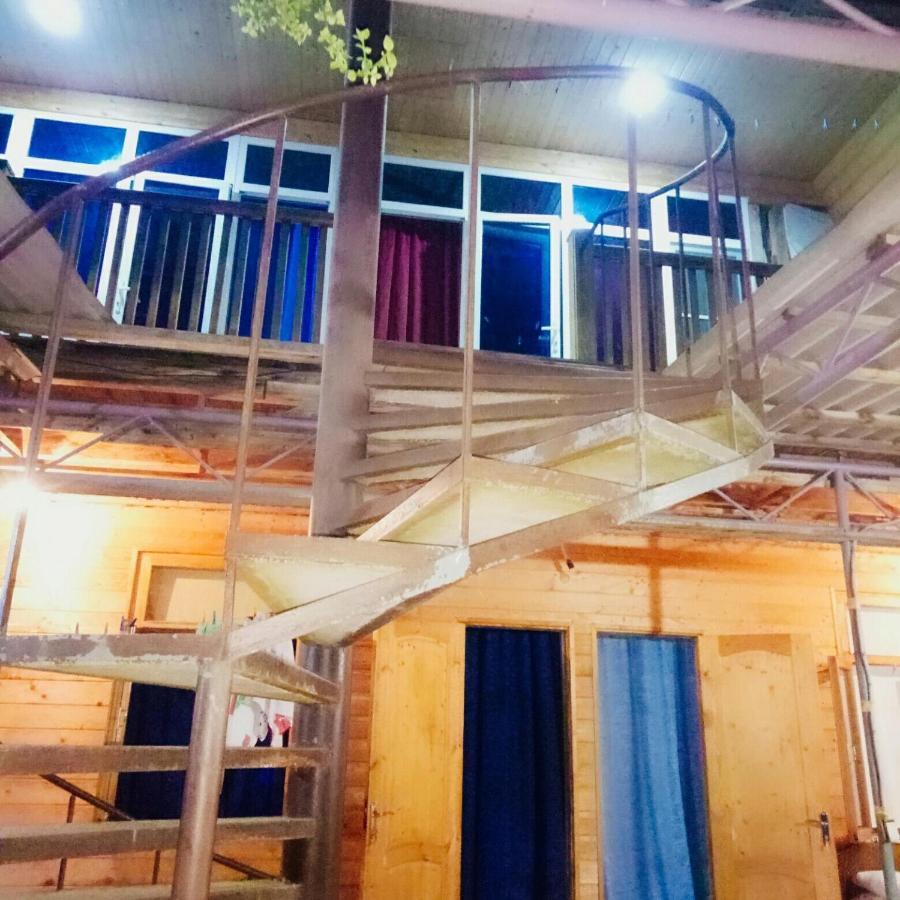 Guesthouse U Moti New Athos Buitenkant foto