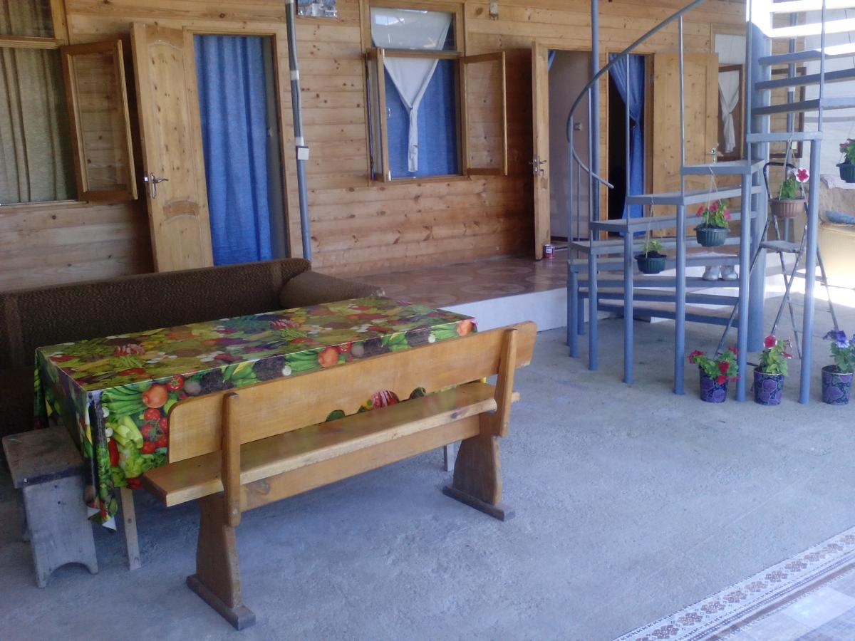 Guesthouse U Moti New Athos Buitenkant foto