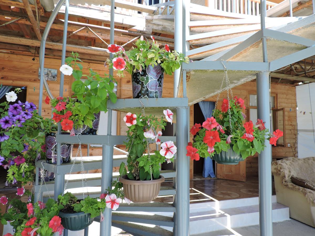 Guesthouse U Moti New Athos Buitenkant foto