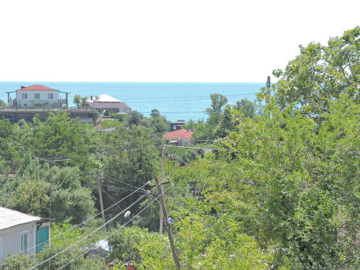 Guesthouse U Moti New Athos Buitenkant foto