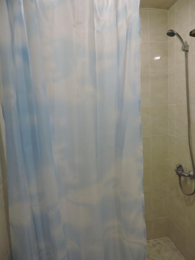 Guesthouse U Moti New Athos Buitenkant foto