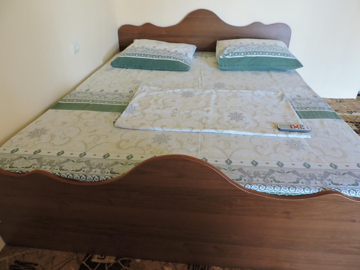 Guesthouse U Moti New Athos Buitenkant foto